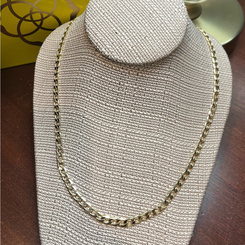 Gold Figaro Chain Necklace - Polished Gold Tone